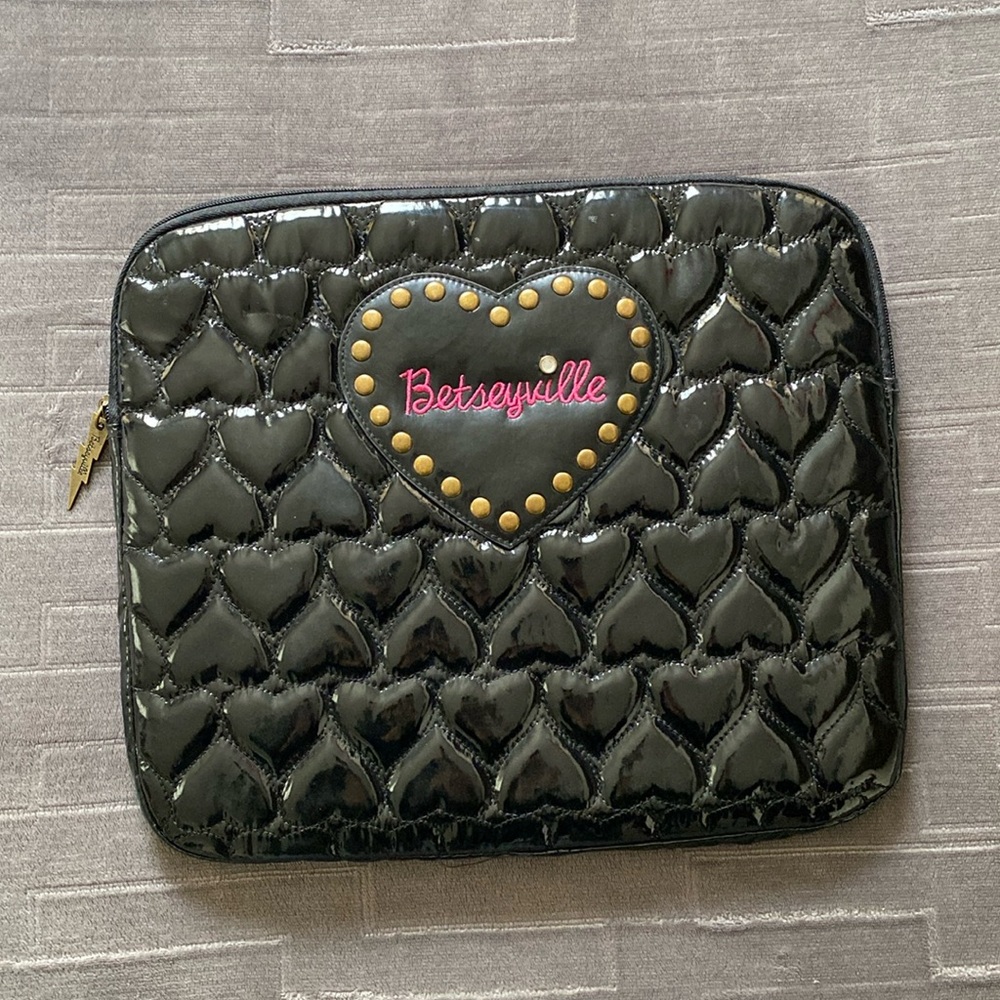 Betseyville Betsey Johnson Laptop Case